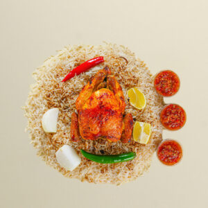 حبة دجاج  شواية كاملة مع الرز